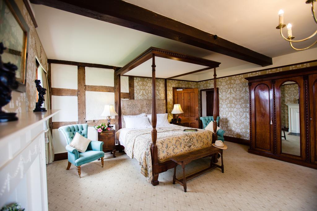 Soulton Hall Wem Bagian luar foto